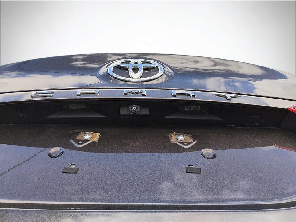 2018 Toyota Camry in Antigonish, Nova Scotia - 48 - w1024h768px