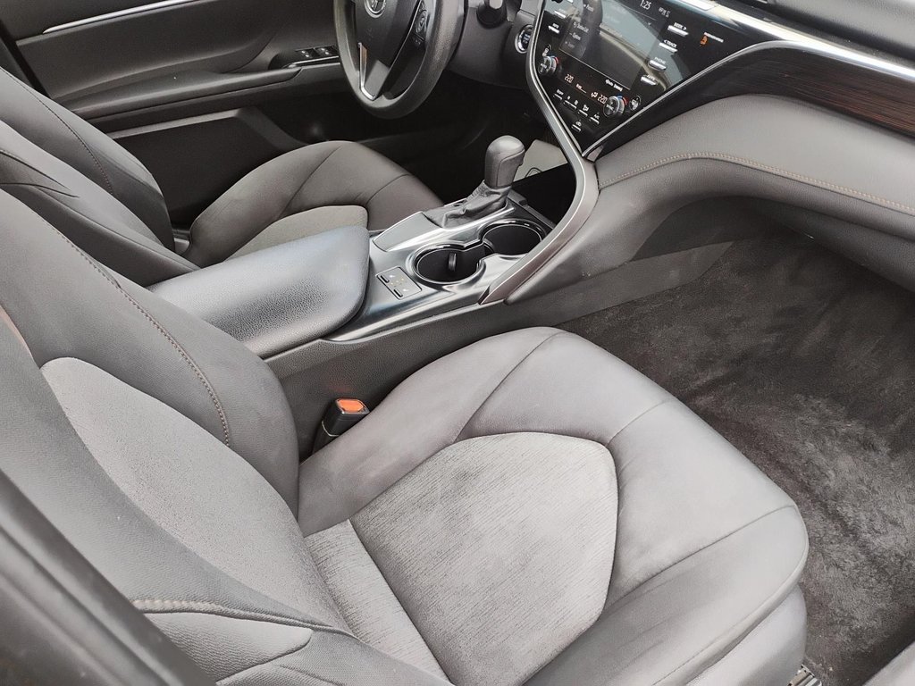 2018 Toyota Camry in Antigonish, Nova Scotia - 14 - w1024h768px