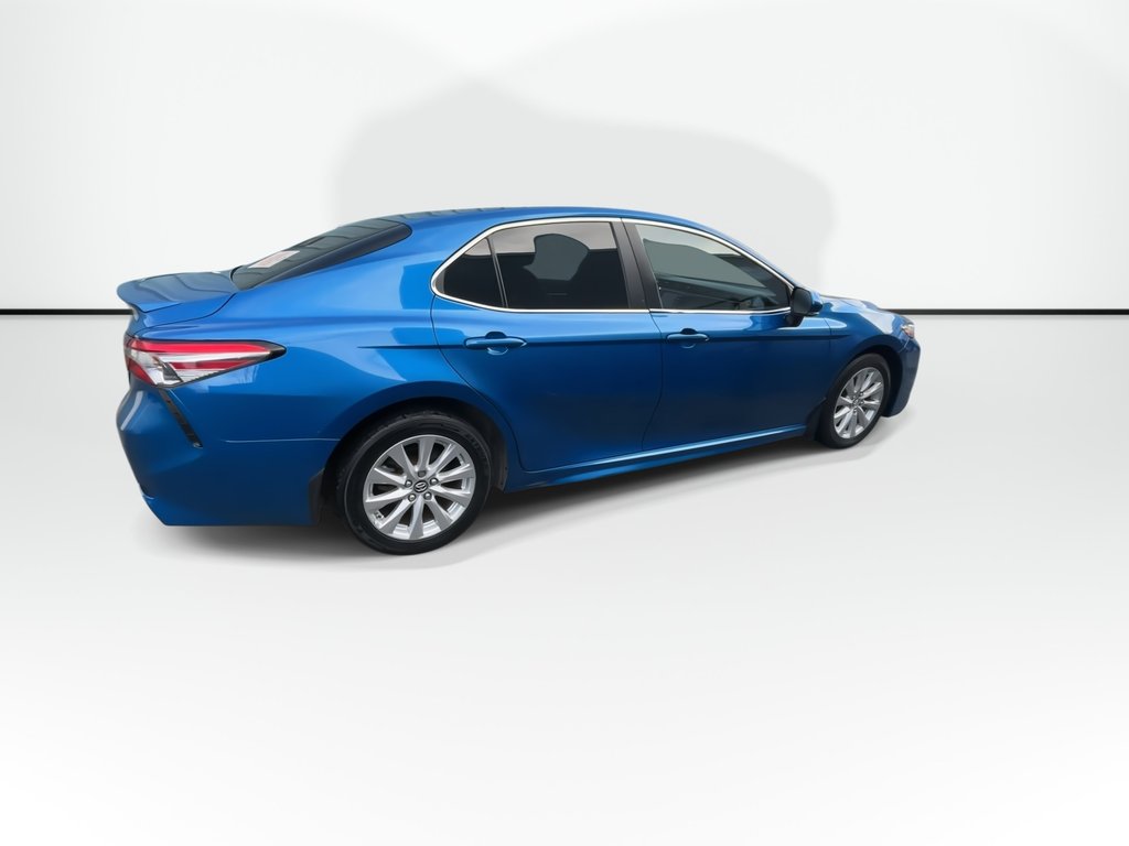 2019 Toyota Camry SE | Cam | USB | HtdSeats | Bluetooth | Keyless in Saint John, New Brunswick - 8 - w1024h768px