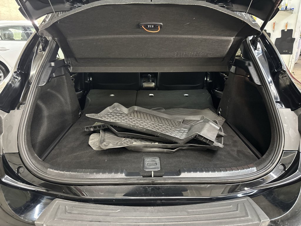 2019 Toyota Corolla Hatchback base | Cam | USB | HtdSeats | Bluetooth | Keyless in Saint John, New Brunswick - 37 - w1024h768px