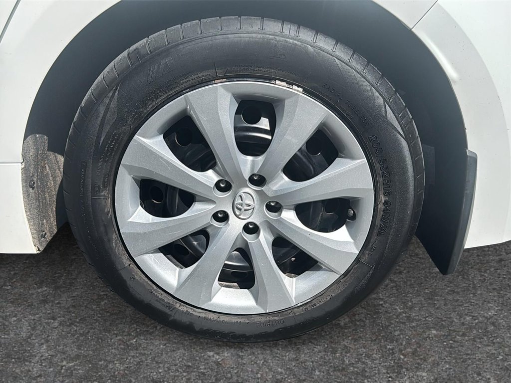 2020 Toyota Corolla in Antigonish, Nova Scotia - 9 - w1024h768px