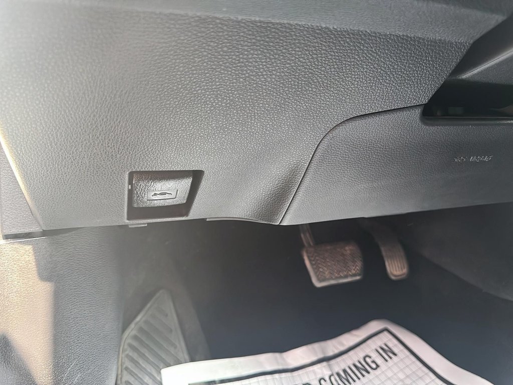 2021 Toyota Corolla in Antigonish, Nova Scotia - 34 - w1024h768px
