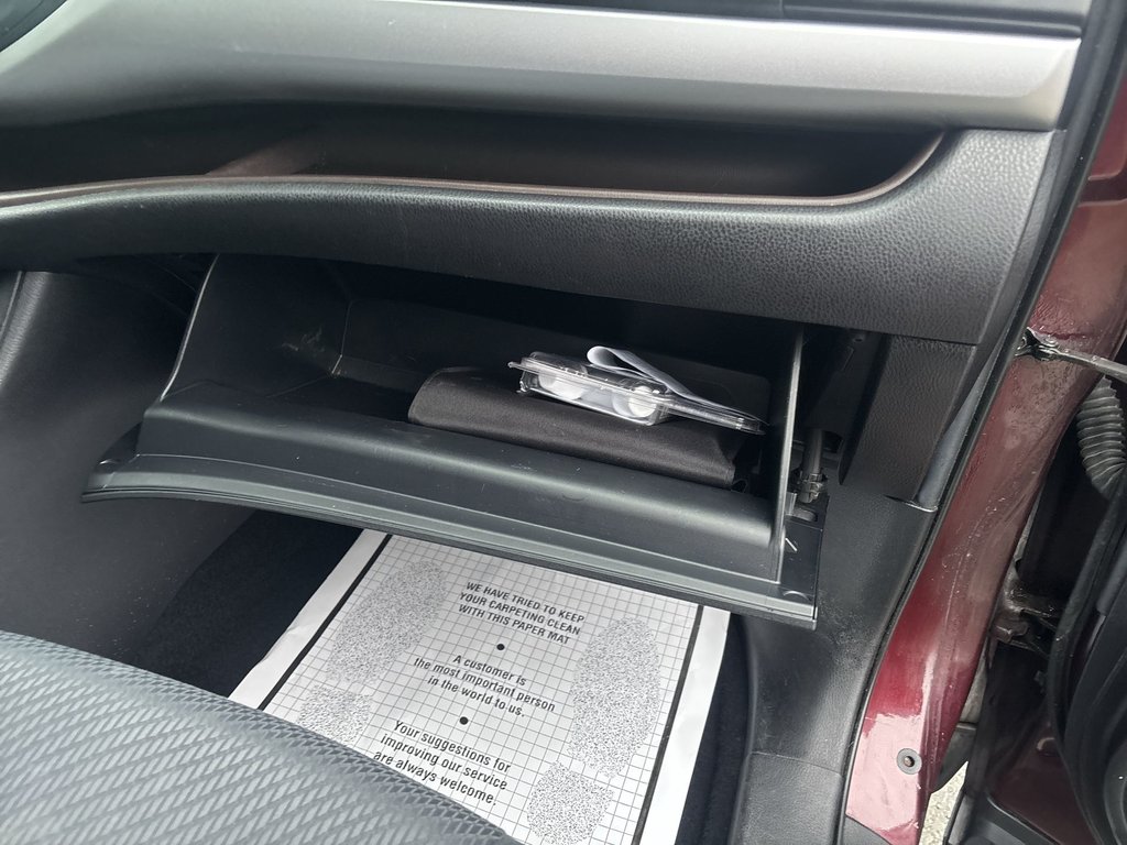 2019 Toyota Highlander LE | Cam | USB | HtdSeats | Bluetooth | Keyless in Saint John, New Brunswick - 43 - w1024h768px