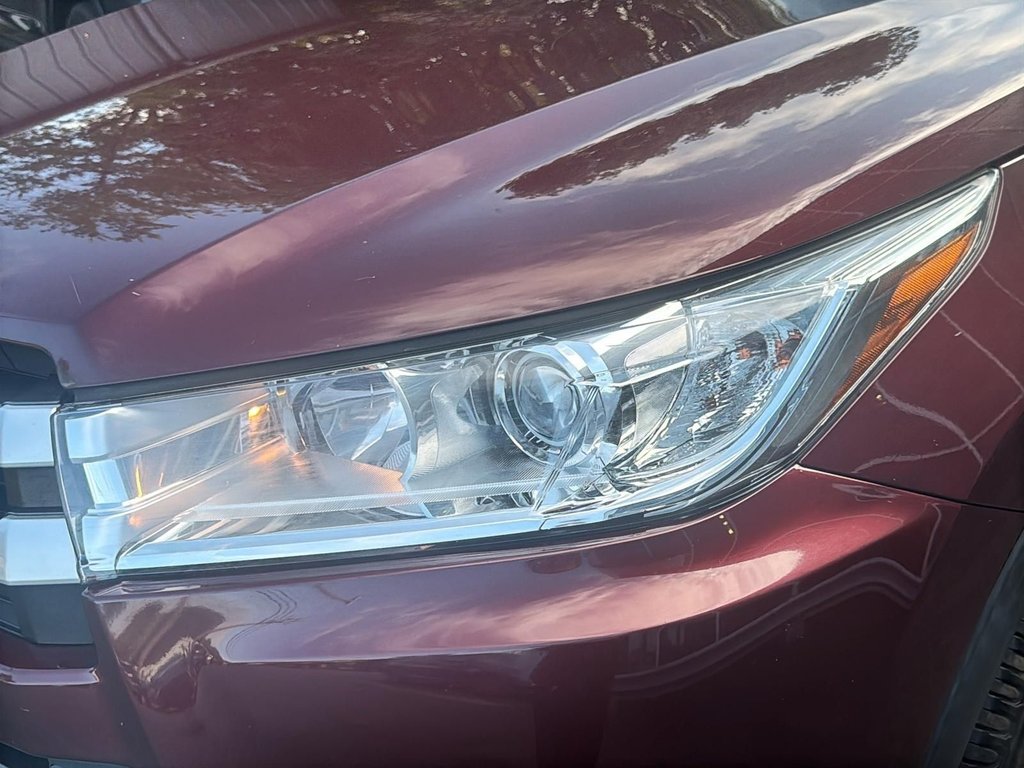 2019 Toyota Highlander LE | Cam | USB | HtdSeats | Bluetooth | Keyless in Saint John, New Brunswick - 56 - w1024h768px