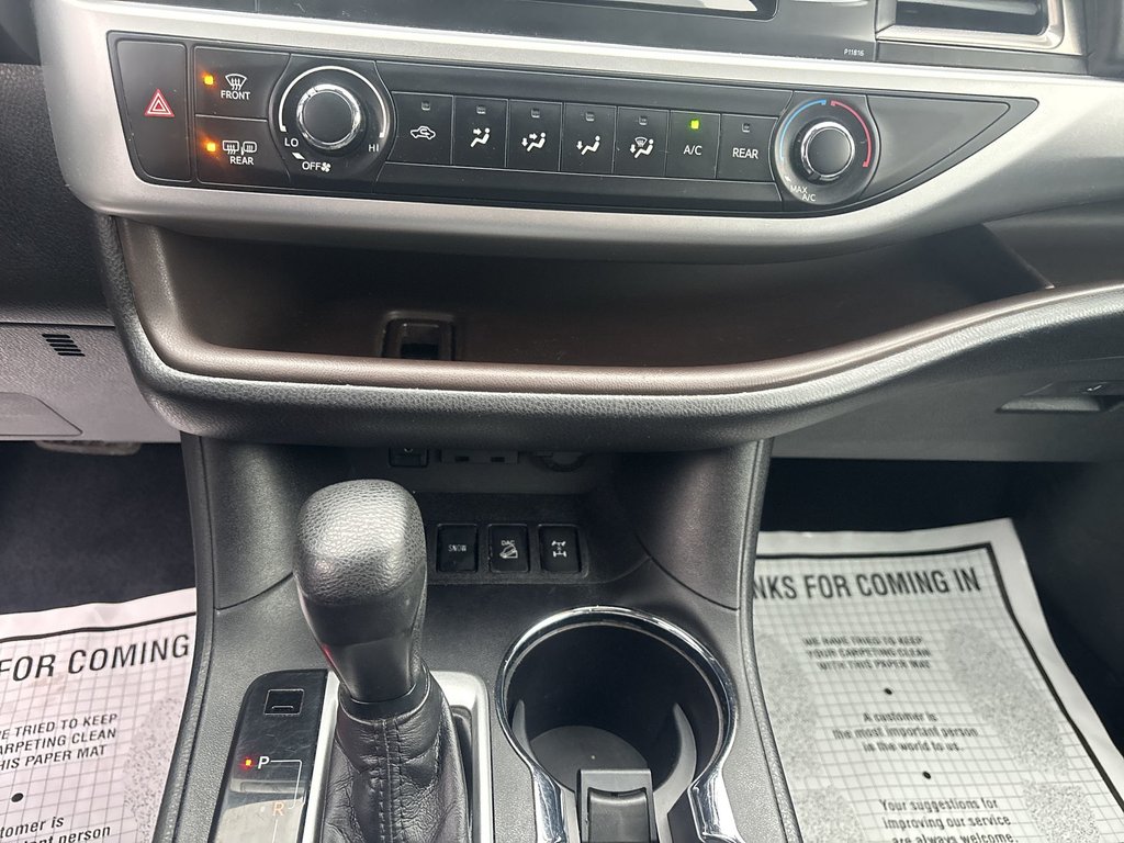 2019 Toyota Highlander LE | Cam | USB | HtdSeats | Bluetooth | Keyless in Saint John, New Brunswick - 28 - w1024h768px