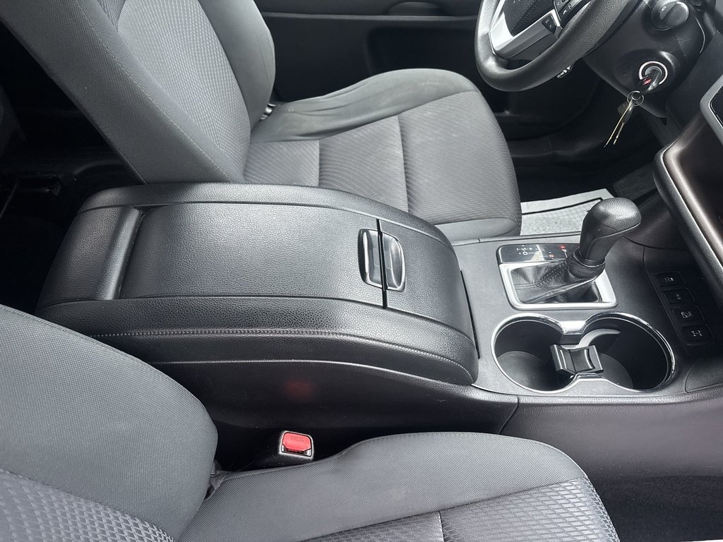 2019 Toyota Highlander LE | Cam | USB | HtdSeats | Bluetooth | Keyless in Saint John, New Brunswick - 45 - w1024h768px