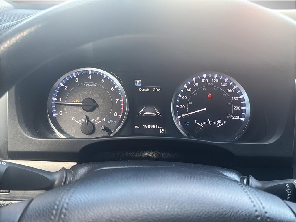 2019 Toyota Highlander LE | Cam | USB | HtdSeats | Bluetooth | Keyless in Saint John, New Brunswick - 18 - w1024h768px