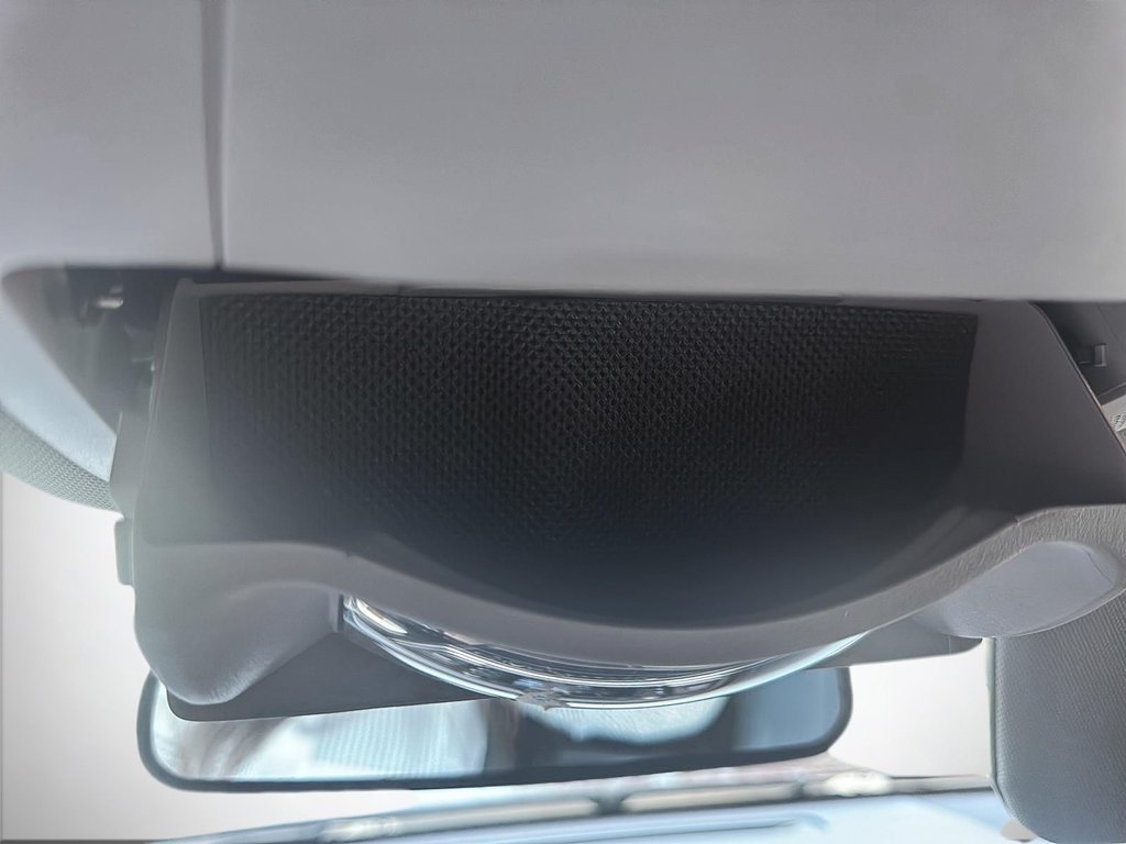 2019 Toyota Highlander LE | Cam | USB | HtdSeats | Bluetooth | Keyless in Saint John, New Brunswick - 41 - w1024h768px