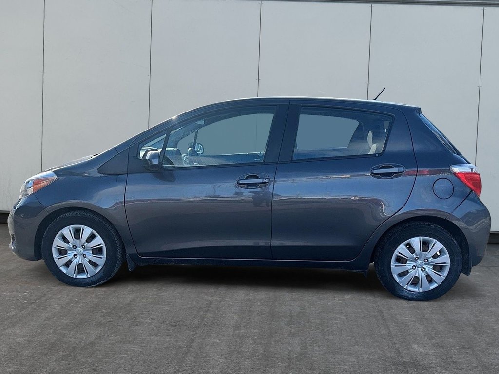 2014 Toyota Yaris LE | USB | Bluetooth | PwrLocks | CD | AM/FM in Saint John, New Brunswick - 9 - w1024h768px