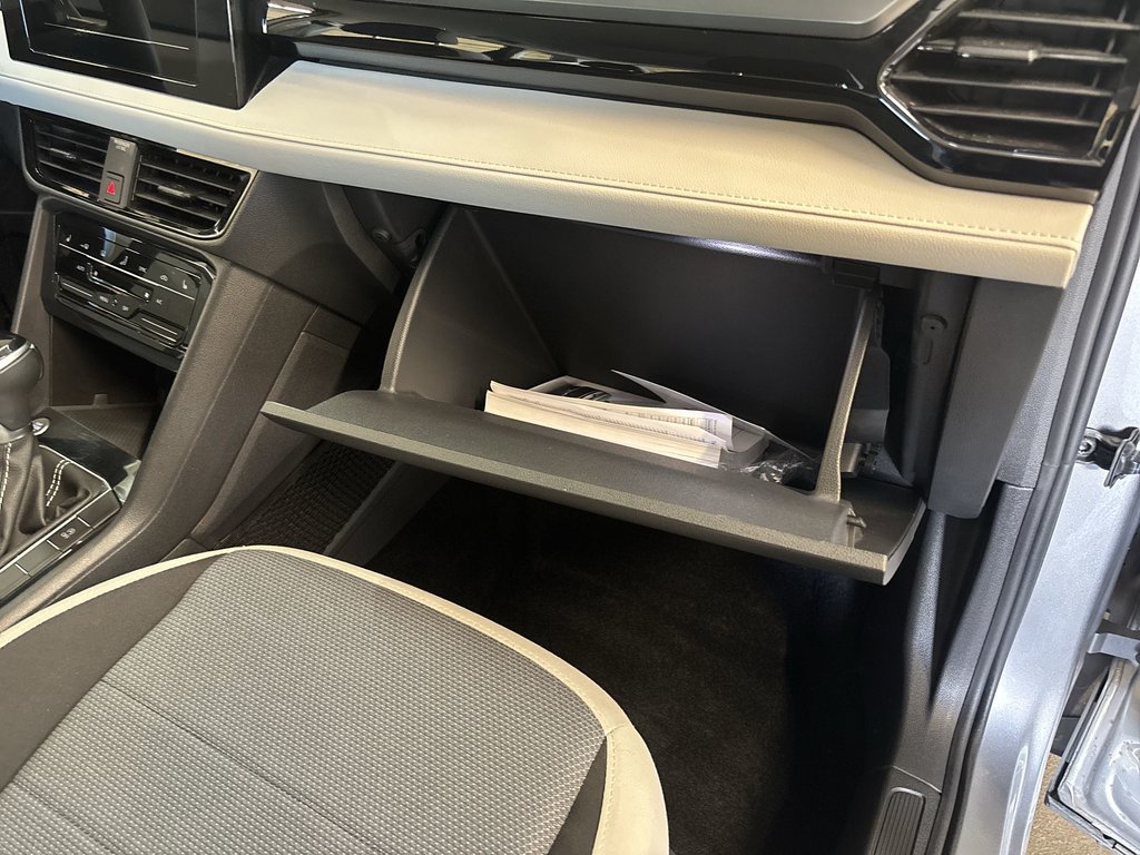 2025 Volkswagen Taos Trendline | Cam | USB | HtdSeats | Keyless in Saint John, New Brunswick - 43 - w1024h768px