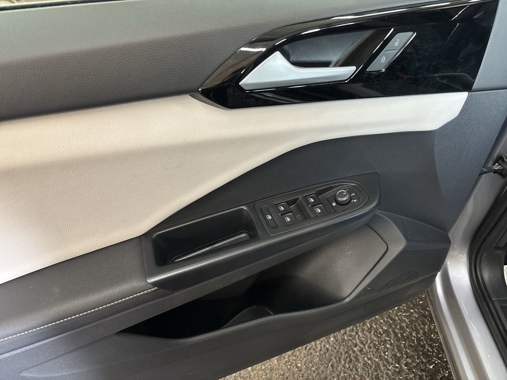 2025 Volkswagen Taos Trendline | Cam | USB | HtdSeats | Keyless in Saint John, New Brunswick - 15 - w1024h768px