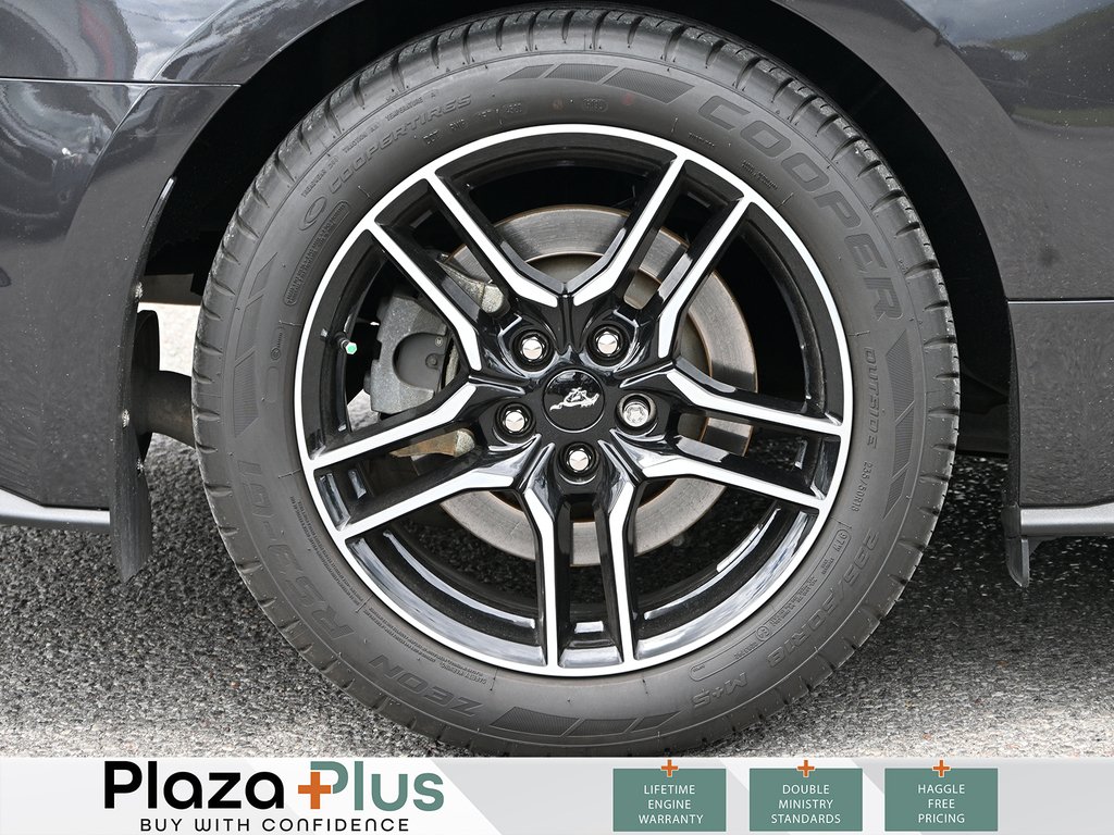 2022 Ford Mustang GT-4