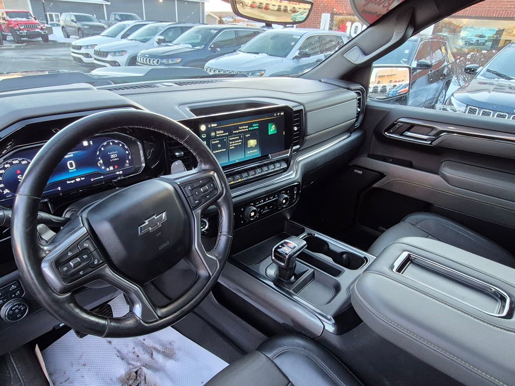 2022 Chevrolet Silverado 1500 ZR2 in Woodstock, New Brunswick - 10 - w1024h768px