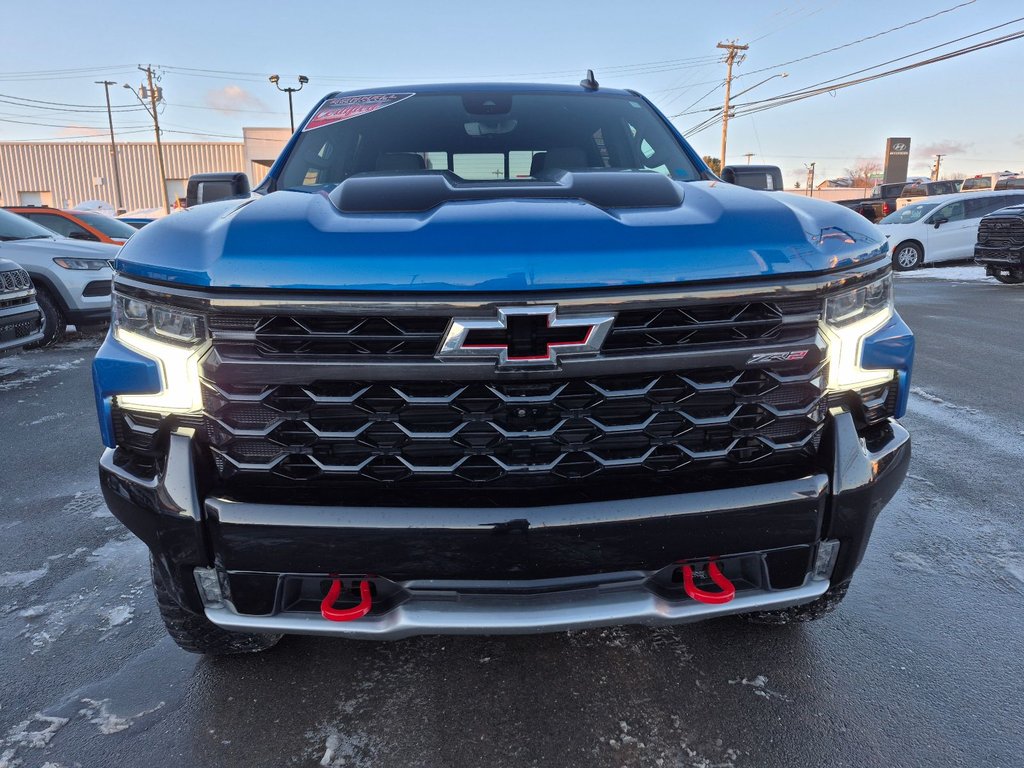 2022 Chevrolet Silverado 1500 ZR2 in Woodstock, New Brunswick - 2 - w1024h768px