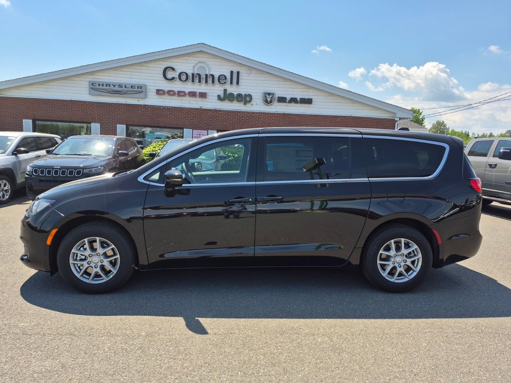 Chrysler Grand Caravan SXT 2027 à Woodstock, Nouveau-Brunswick - 8 - w1024h768px