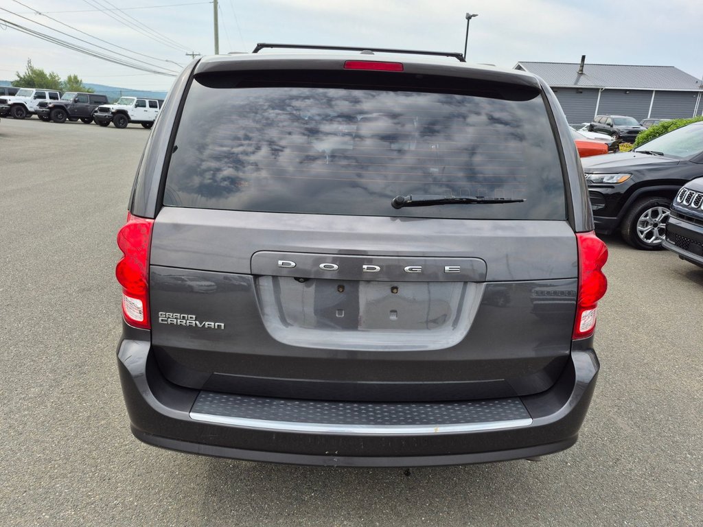 2018 Dodge Grand Caravan Canada Value Package in Woodstock, New Brunswick - 6 - w1024h768px