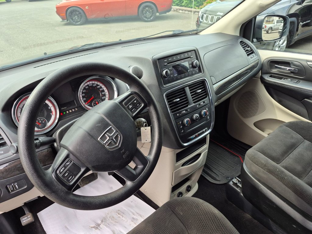 2018 Dodge Grand Caravan Canada Value Package in Woodstock, New Brunswick - 10 - w1024h768px
