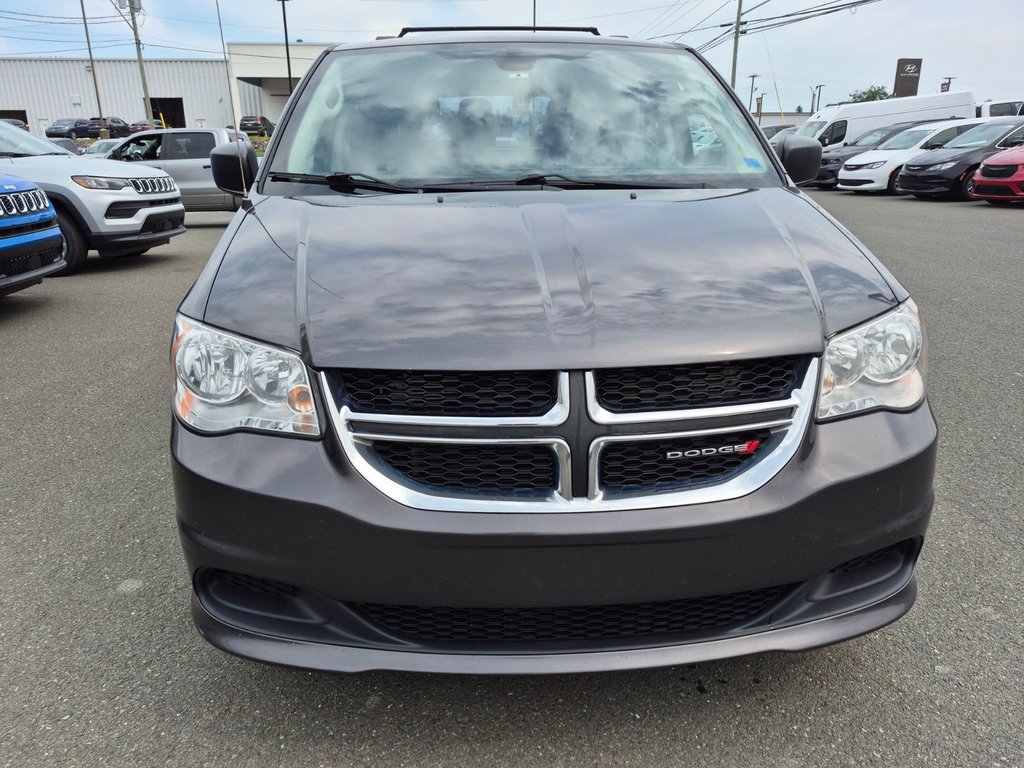 2018 Dodge Grand Caravan Canada Value Package in Woodstock, New Brunswick - 2 - w1024h768px