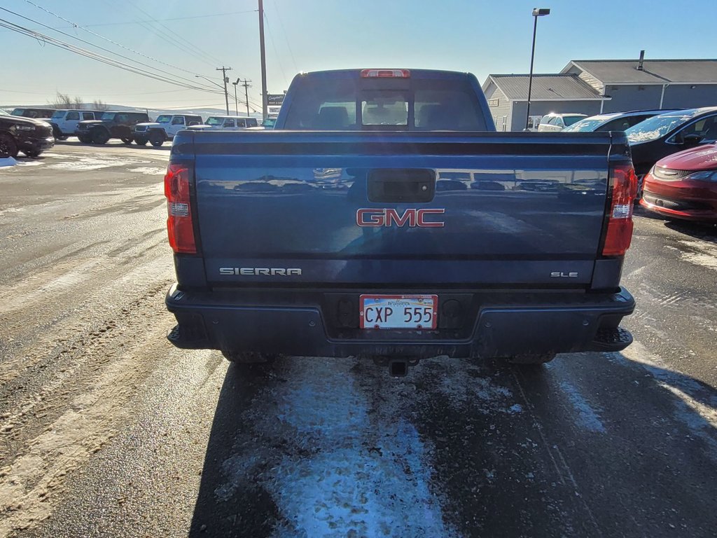 2017 GMC Sierra 1500 SLE in Woodstock, New Brunswick - 6 - w1024h768px