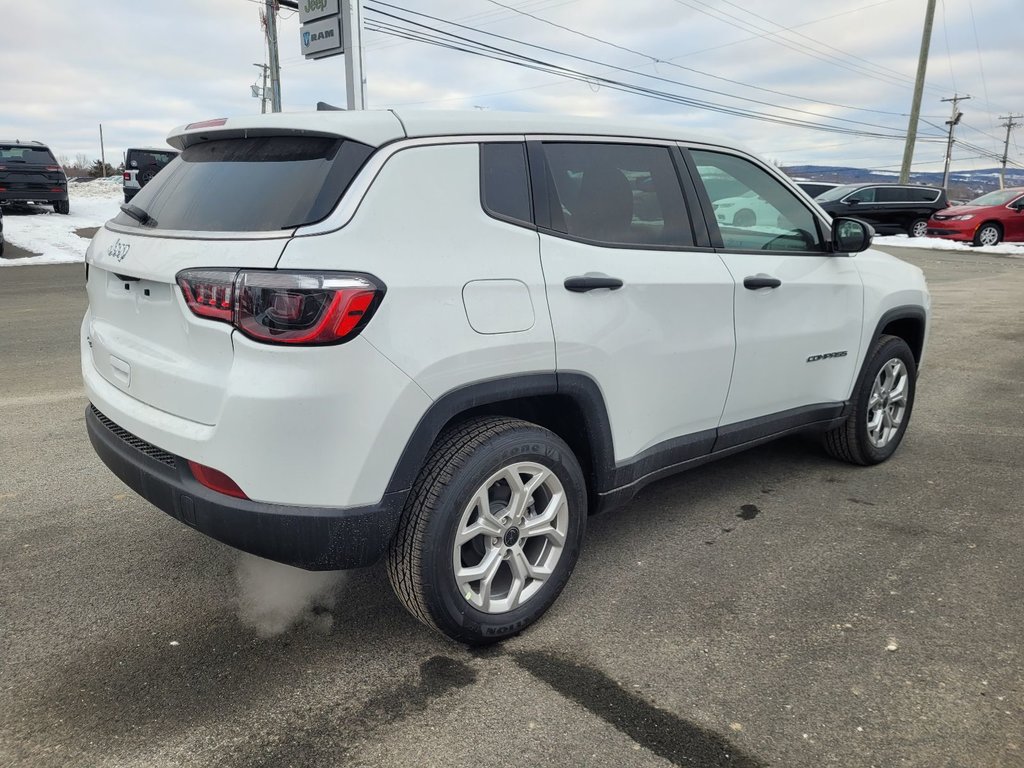 Jeep Compass SPORT 2025 à Woodstock, Nouveau-Brunswick - 5 - w1024h768px