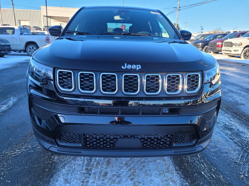 2025 Jeep Compass SPORT in Woodstock, New Brunswick - 2 - w1024h768px