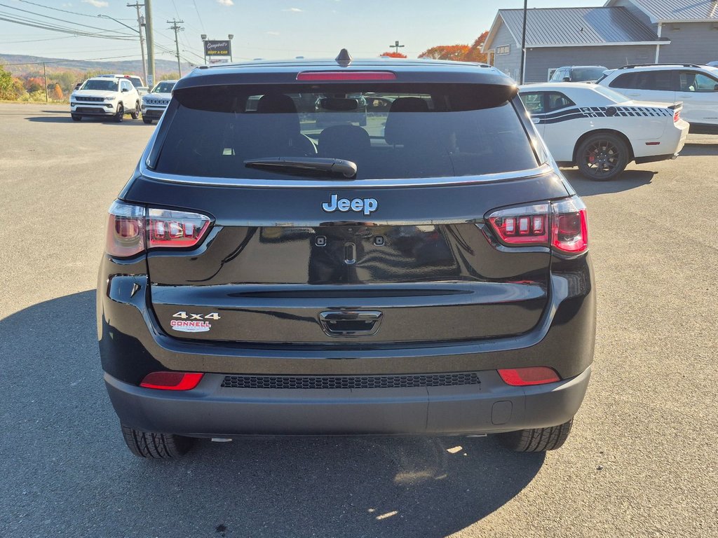 2026 Jeep Compass SPORT in Woodstock, New Brunswick - 6 - w1024h768px