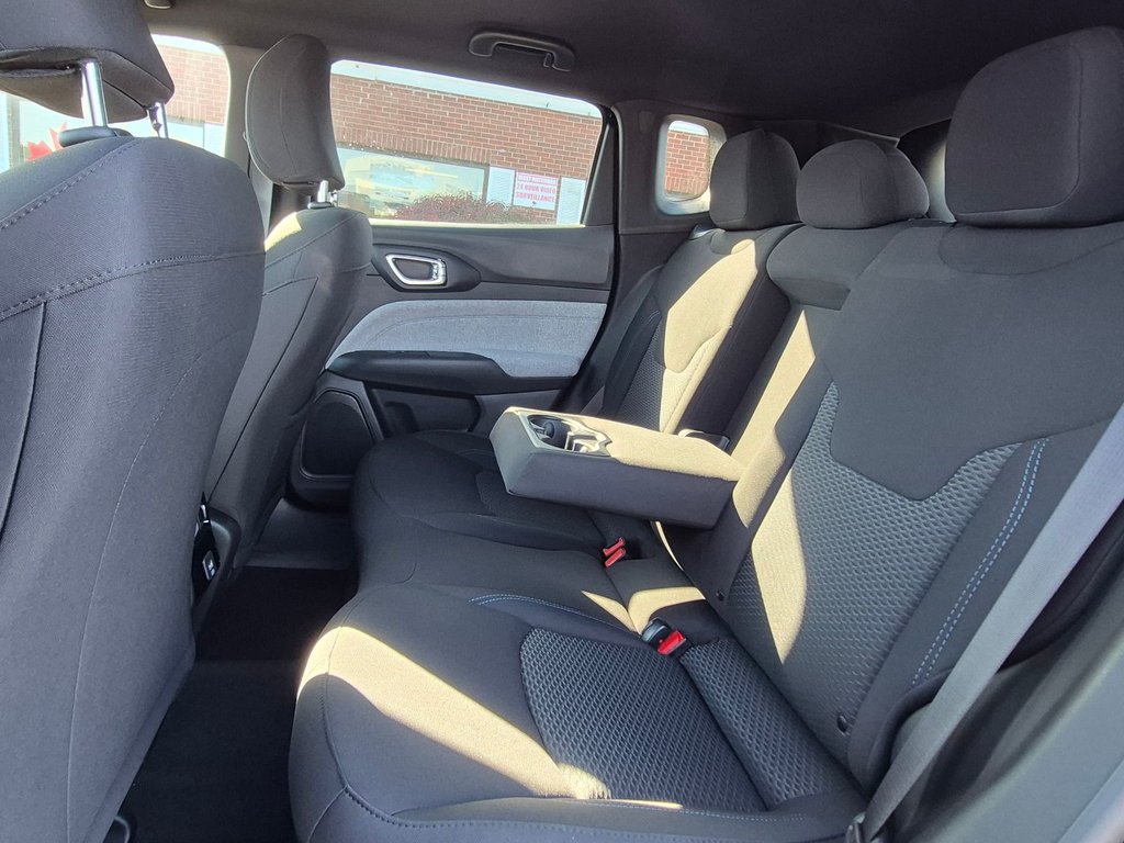 2026 Jeep Compass SPORT in Woodstock, New Brunswick - 11 - w1024h768px