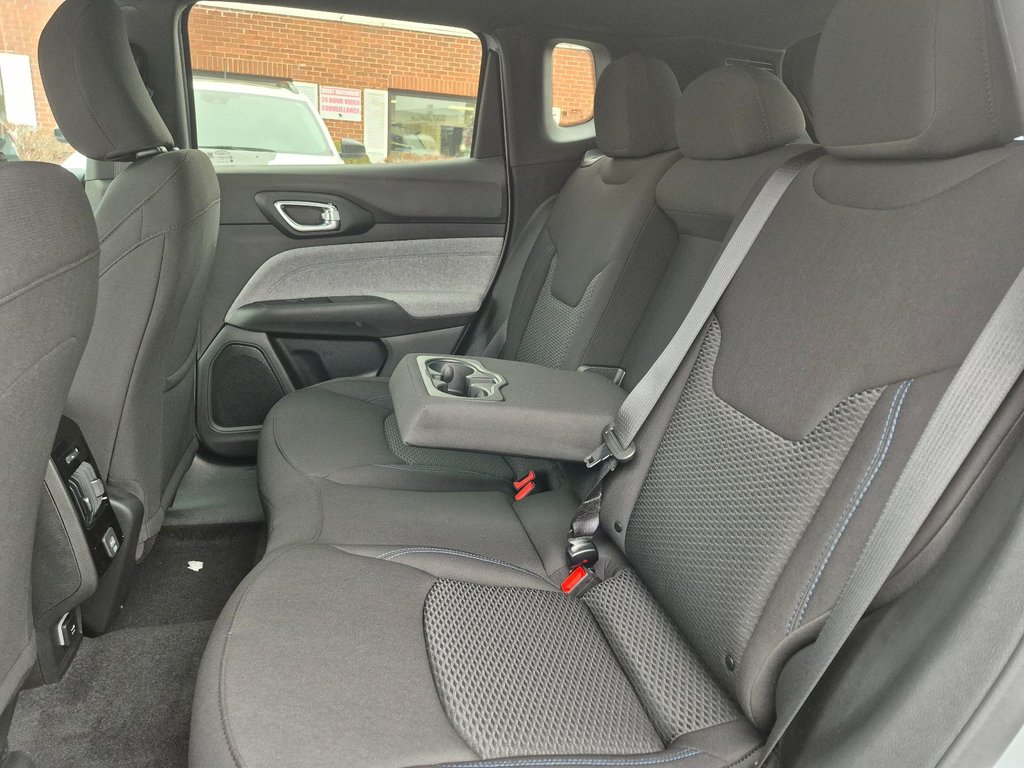 Jeep Compass SPORT 2026 à Woodstock, Nouveau-Brunswick - 11 - w1024h768px