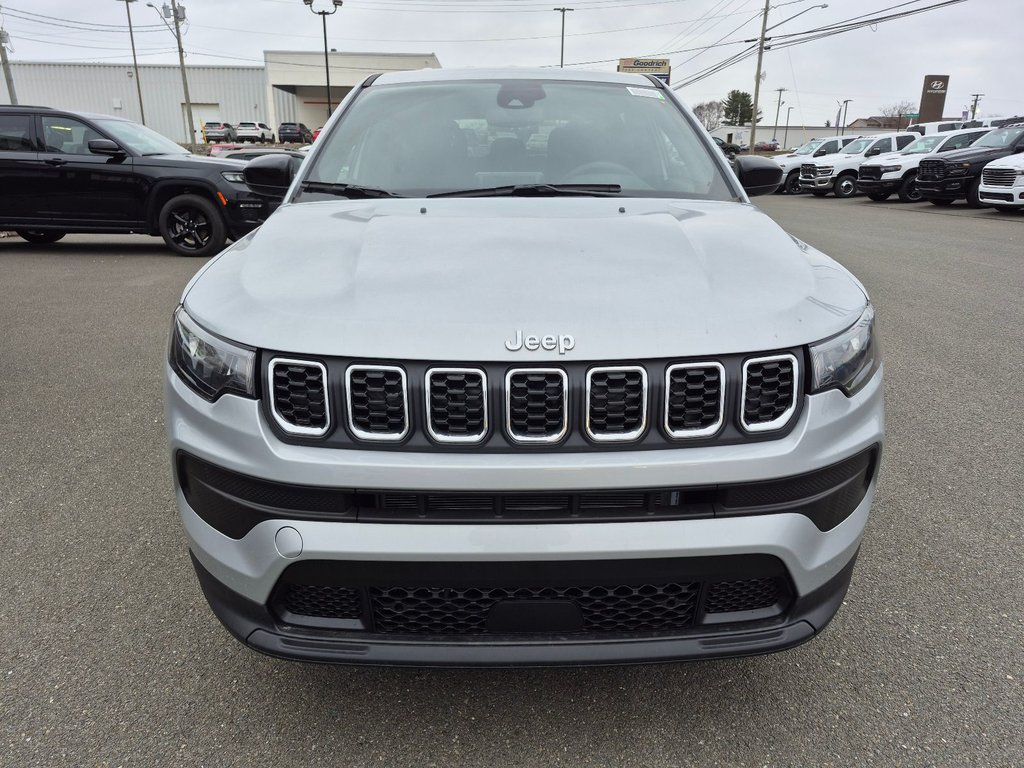 Jeep Compass SPORT 2026 à Woodstock, Nouveau-Brunswick - 2 - w1024h768px