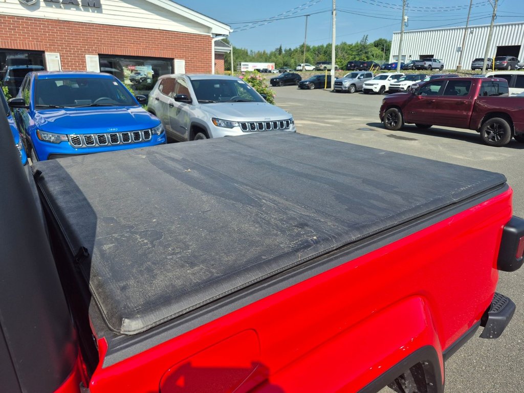 Jeep Gladiator Willys 2023 à Woodstock, Nouveau-Brunswick - 12 - w1024h768px