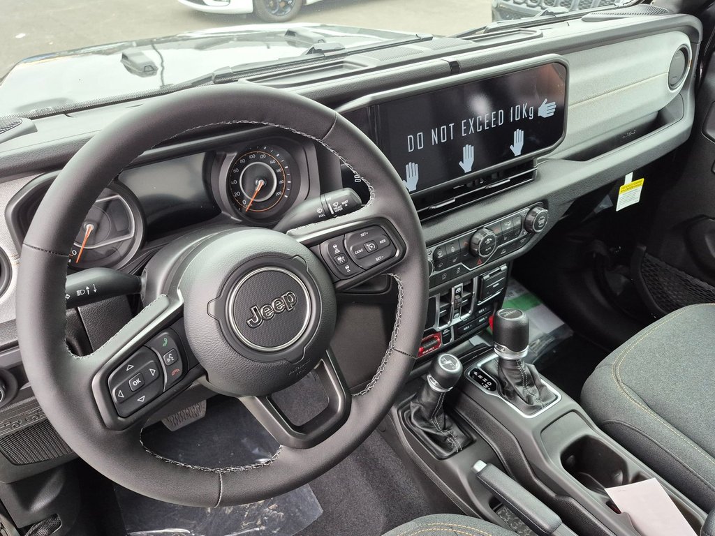 Jeep Gladiator WILLYS 2026 à Woodstock, Nouveau-Brunswick - 10 - w1024h768px