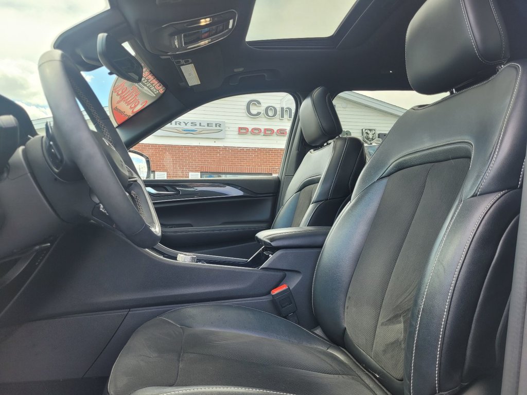 2023 Jeep Grand Cherokee L Altitude in Woodstock, New Brunswick - 9 - w1024h768px