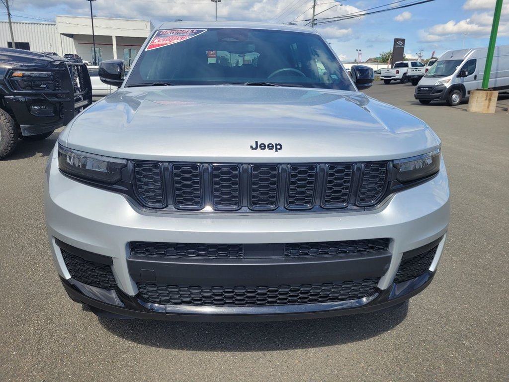 2023 Jeep Grand Cherokee L Altitude in Woodstock, New Brunswick - 2 - w1024h768px