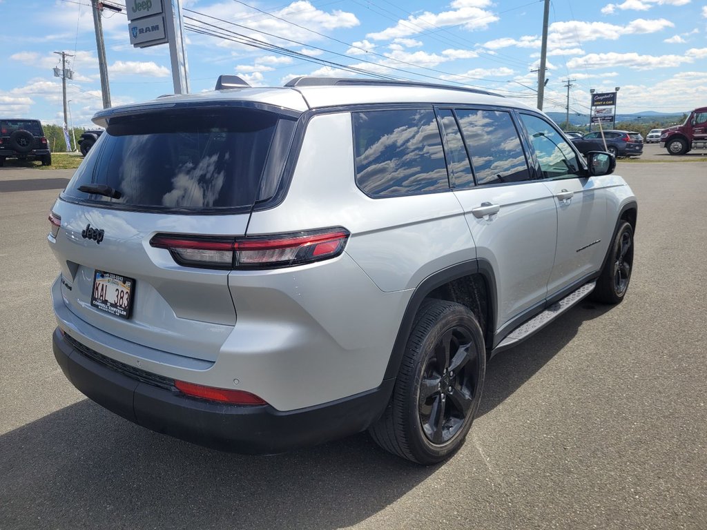 2023 Jeep Grand Cherokee L Altitude in Woodstock, New Brunswick - 5 - w1024h768px
