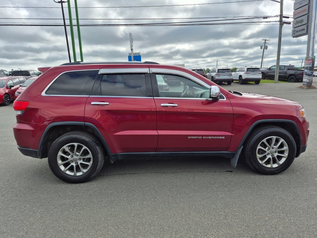 2014 Jeep Grand Cherokee Limited in Woodstock, New Brunswick - 4 - w1024h768px