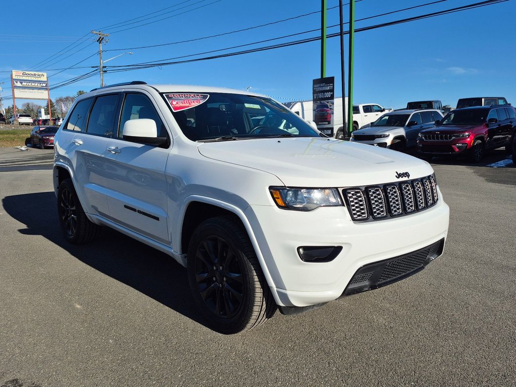 Jeep Grand Cherokee Altitude 2021 à Woodstock, Nouveau-Brunswick - 3 - w1024h768px