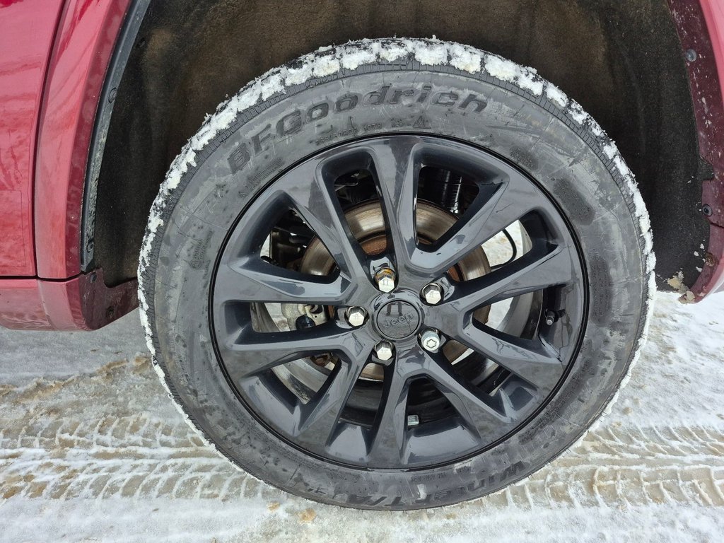 2021 Jeep Grand Cherokee Altitude in Woodstock, New Brunswick - 12 - w1024h768px