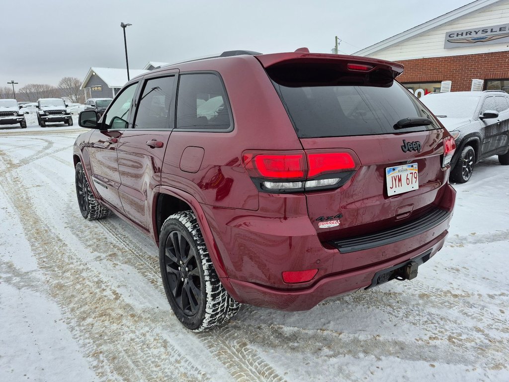 2021 Jeep Grand Cherokee Altitude in Woodstock, New Brunswick - 7 - w1024h768px