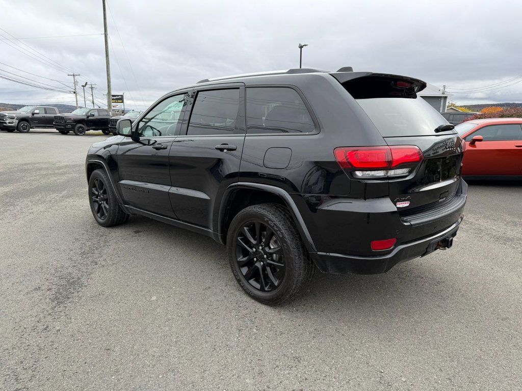 2021 Jeep Grand Cherokee Altitude in Woodstock, New Brunswick - 4 - w1024h768px