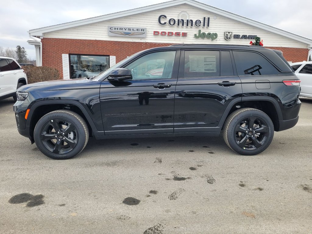 2025 Jeep Grand Cherokee LAREDO ALTITUDE in Woodstock, New Brunswick - 8 - w1024h768px