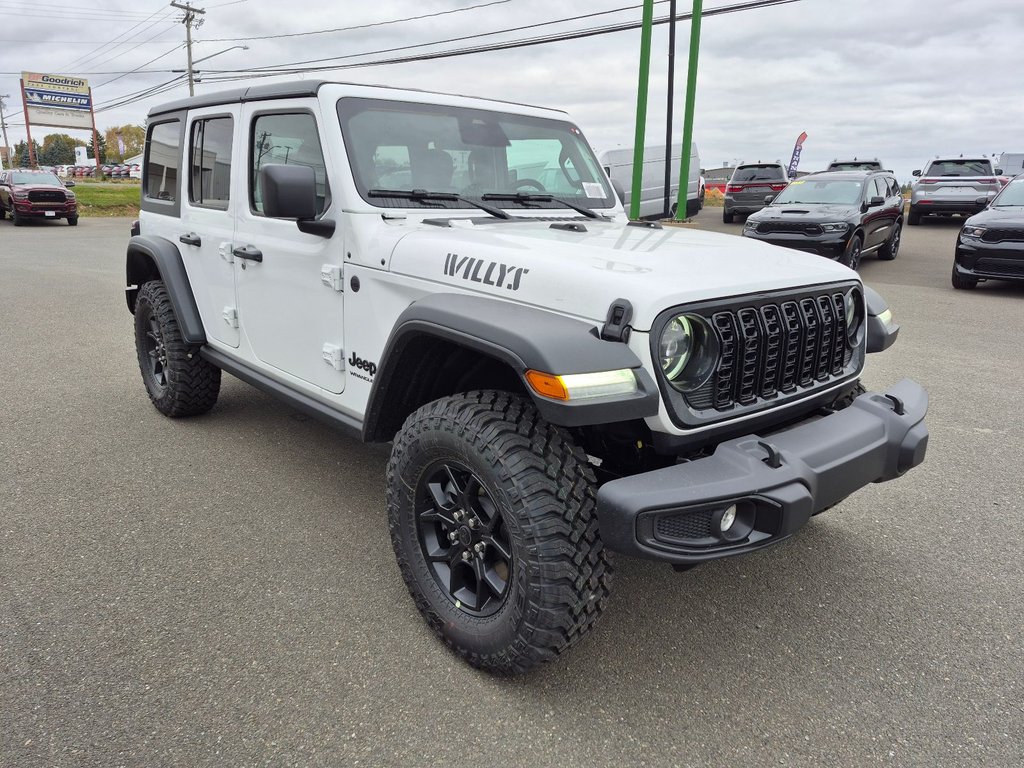 Jeep Wrangler 4-Door WILLYS 2026 à Woodstock, Nouveau-Brunswick - 3 - w1024h768px