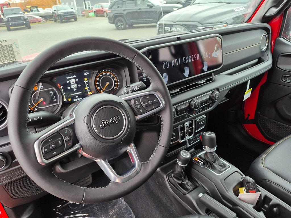 2026 Jeep Wrangler 4-Door SAHARA in Woodstock, New Brunswick - 10 - w1024h768px