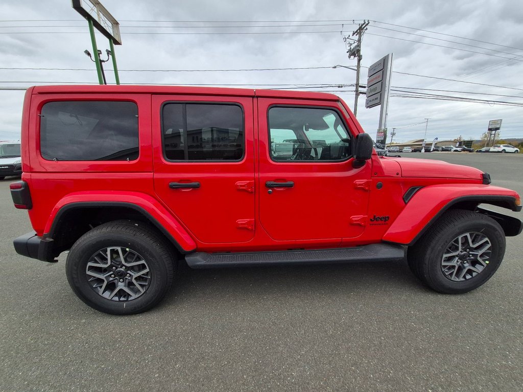 2026 Jeep Wrangler 4-Door SAHARA in Woodstock, New Brunswick - 4 - w1024h768px