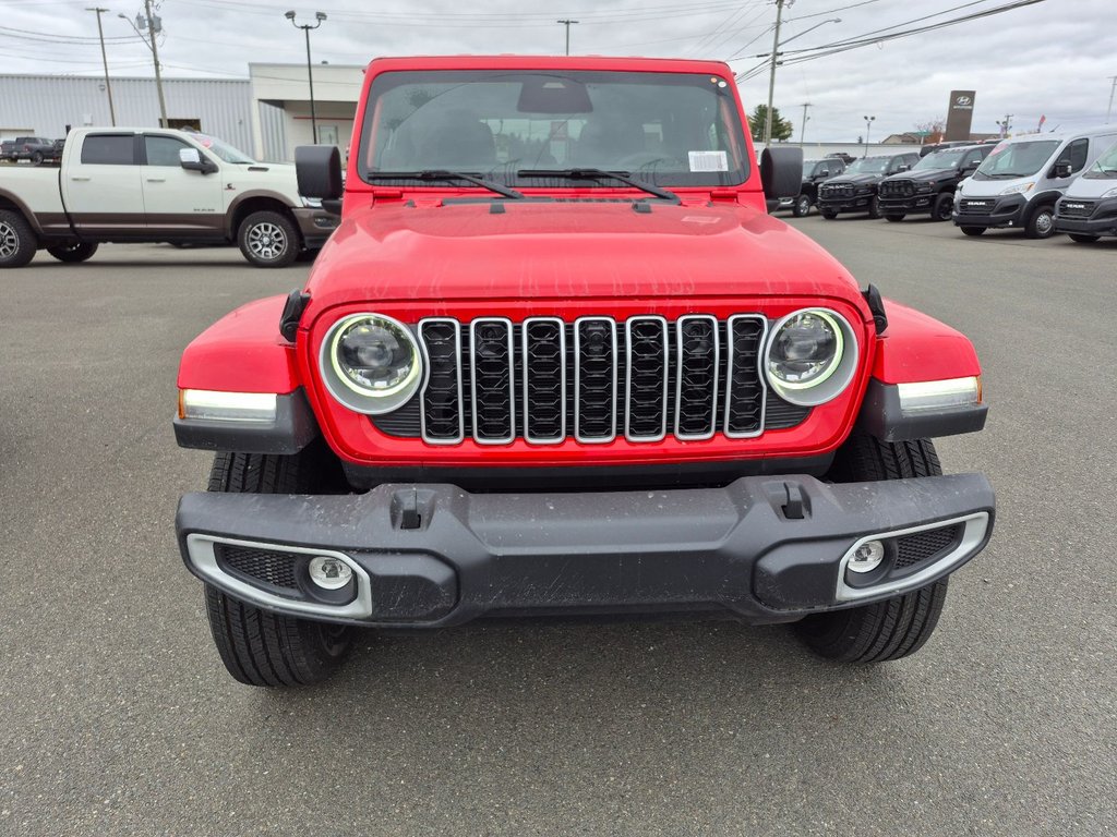 2026 Jeep Wrangler 4-Door SAHARA in Woodstock, New Brunswick - 2 - w1024h768px