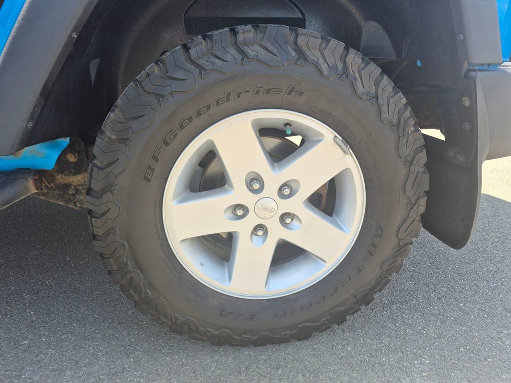 2018 Jeep Wrangler JK Unlimited Sport in Woodstock, New Brunswick - 11 - w1024h768px