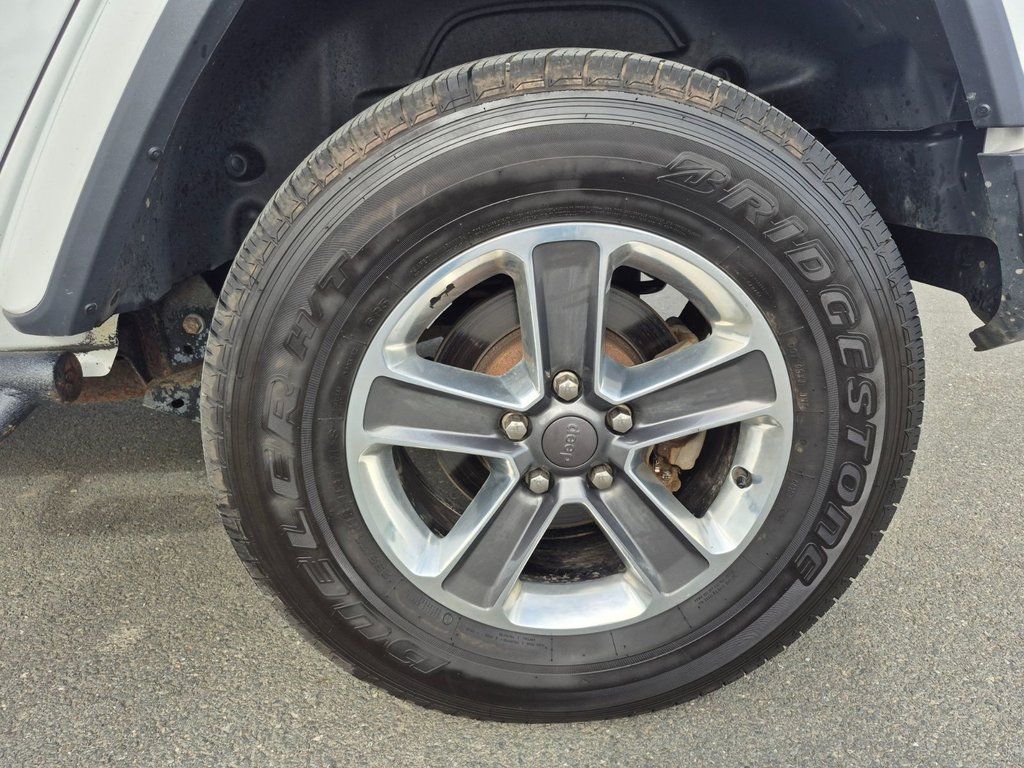 Jeep Wrangler Unlimited Sahara 2019 à Woodstock, Nouveau-Brunswick - 12 - w1024h768px