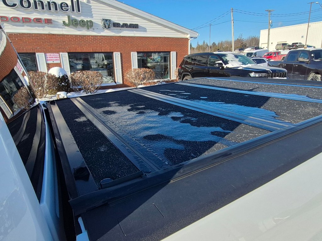 2020 Ram 1500 Classic Express in Woodstock, New Brunswick - 12 - w1024h768px