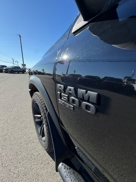Ram 1500 Classic Warlock 2021 à Woodstock, Nouveau-Brunswick - 5 - w1024h768px