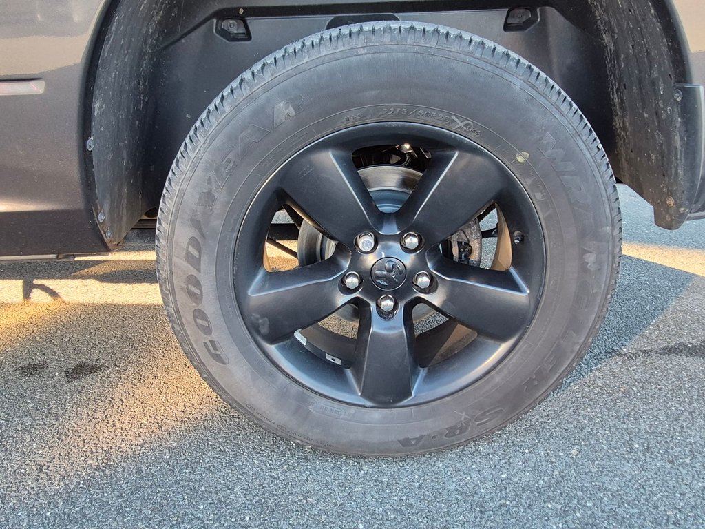 Ram 1500 Classic Express 2022 à Woodstock, Nouveau-Brunswick - 13 - w1024h768px