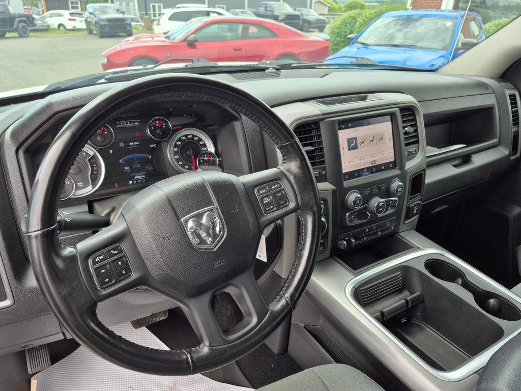 2022 Ram 1500 Classic Express in Woodstock, New Brunswick - 10 - w1024h768px